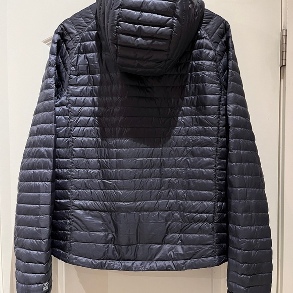 LL Bean Jacket Mens Down Puffer Ultralight 850 Down Stowaway. - Picture 8 of 9